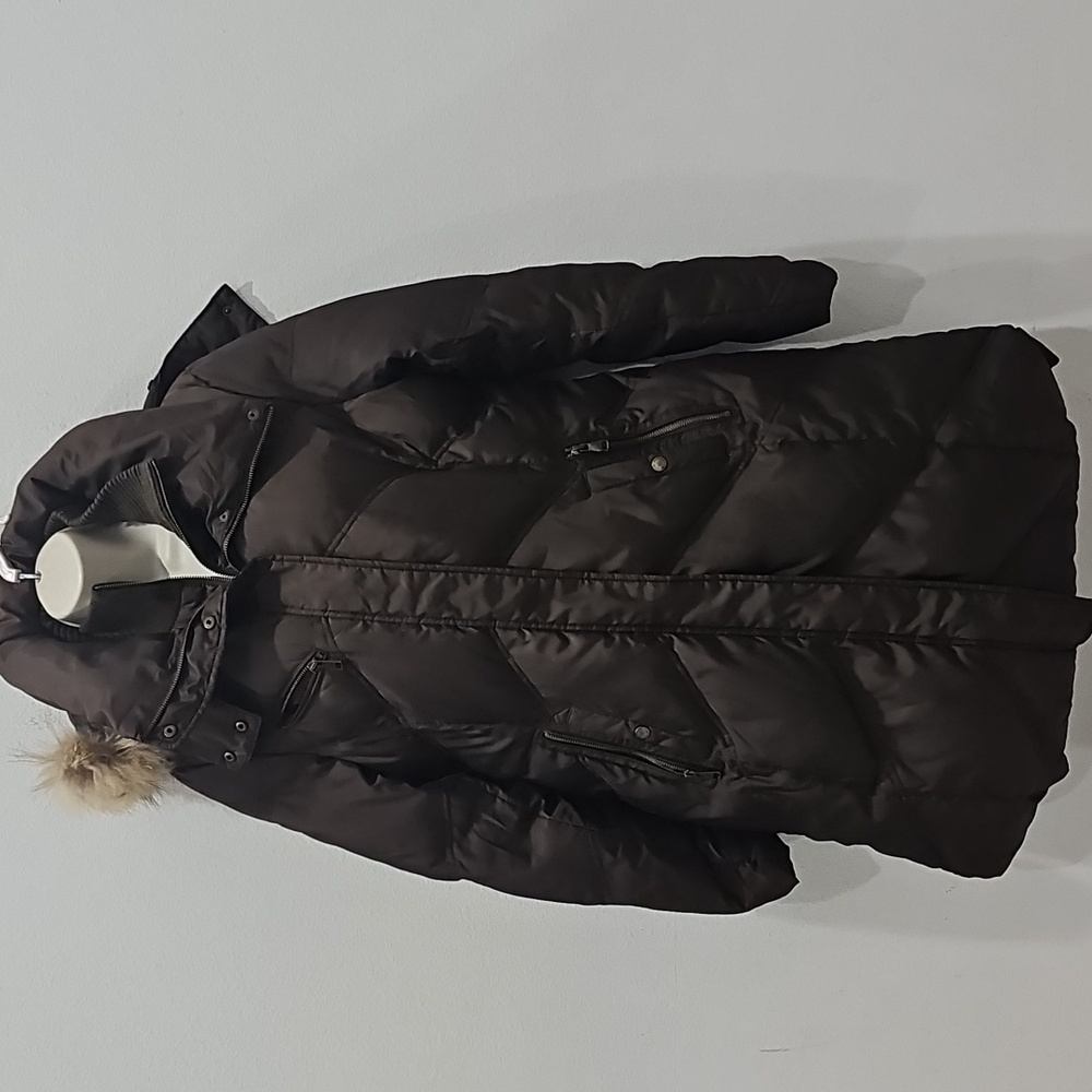 Andrew Marc quilted down jacket with genuine fur trim hood Size L